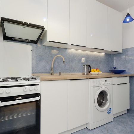 Hipoteka Apartment By Renters Warschau Buitenkant foto